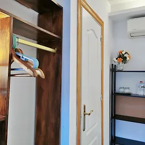 Pensionat Barcelona Coronahostal, Badalona